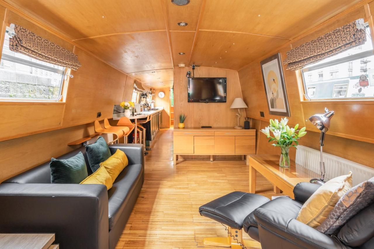 - Houseboats Bateau-hôtel 4*